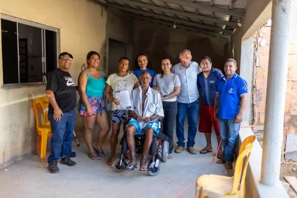 Pacientes de Buritis Recebem Cadeiras de Rodas